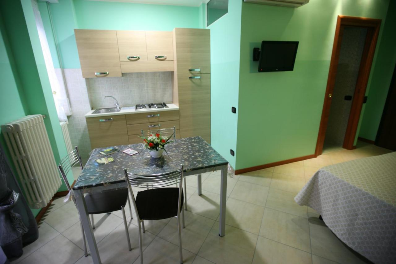 Amati Policlinic Monza Apartment Bagian luar foto