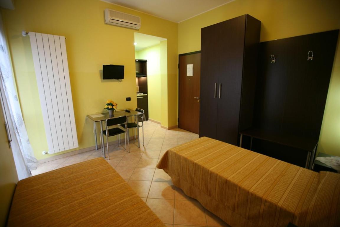 Amati Policlinic Monza Apartment Bagian luar foto