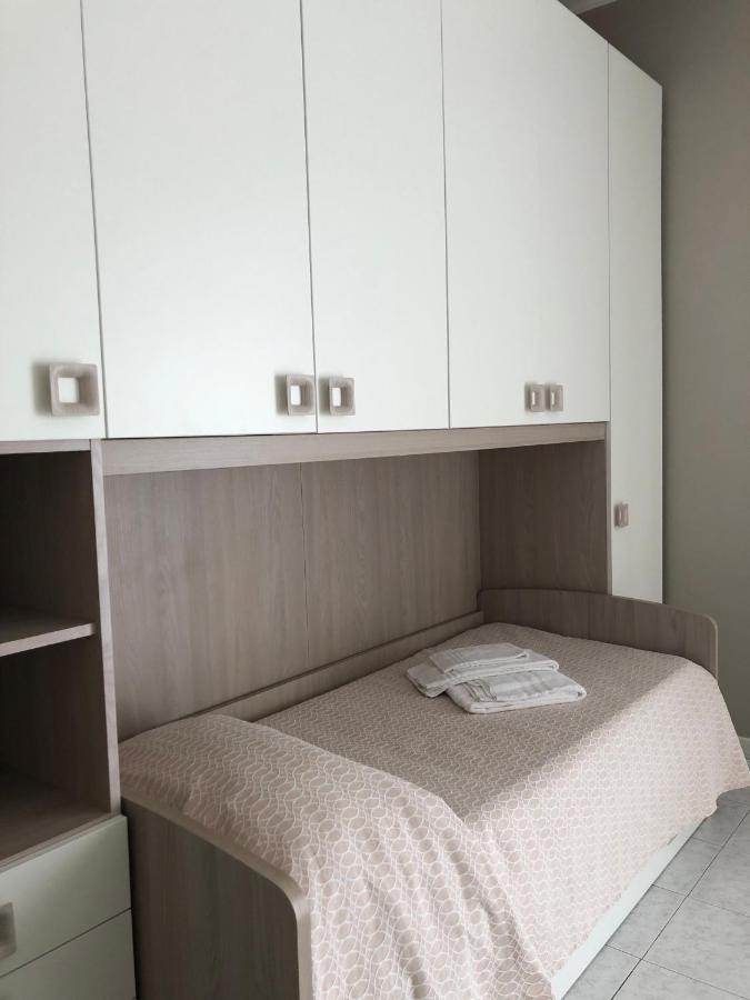 Amati Policlinic Monza Apartment Bagian luar foto